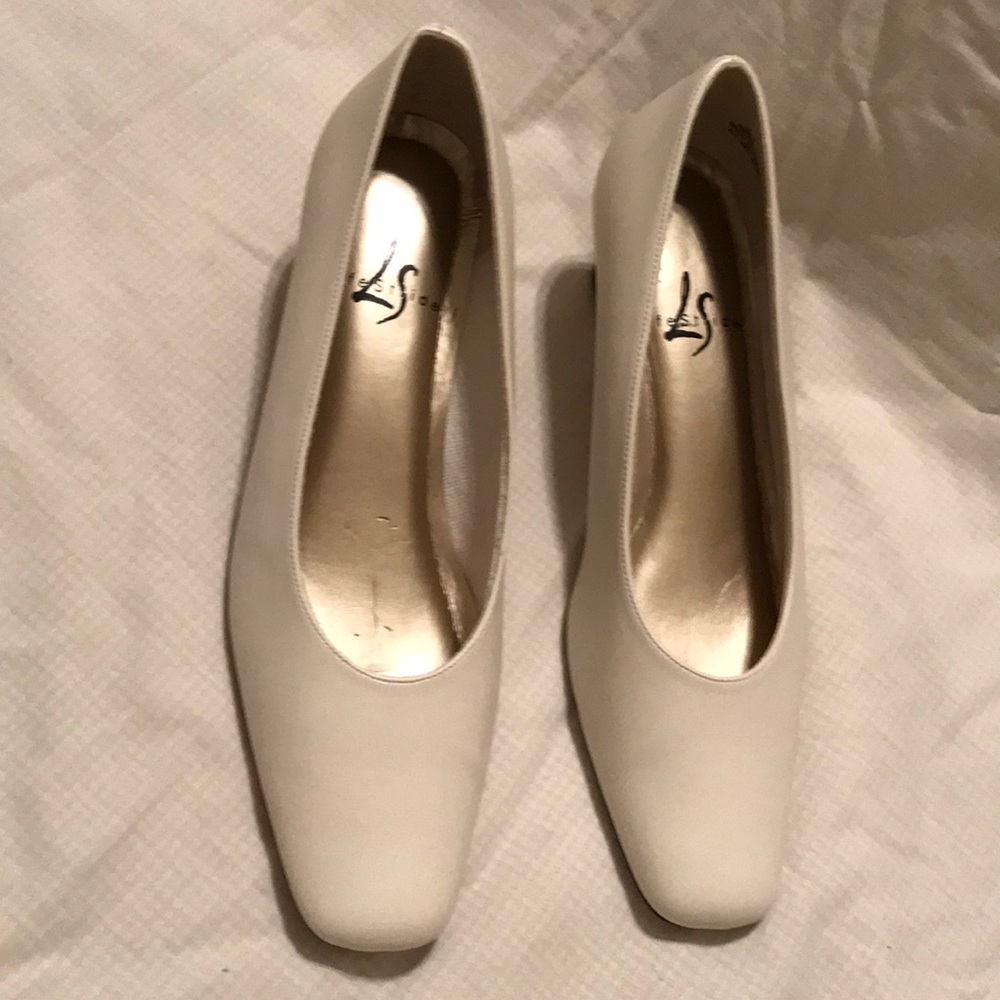 Life Stride Size 8 NEW shoes